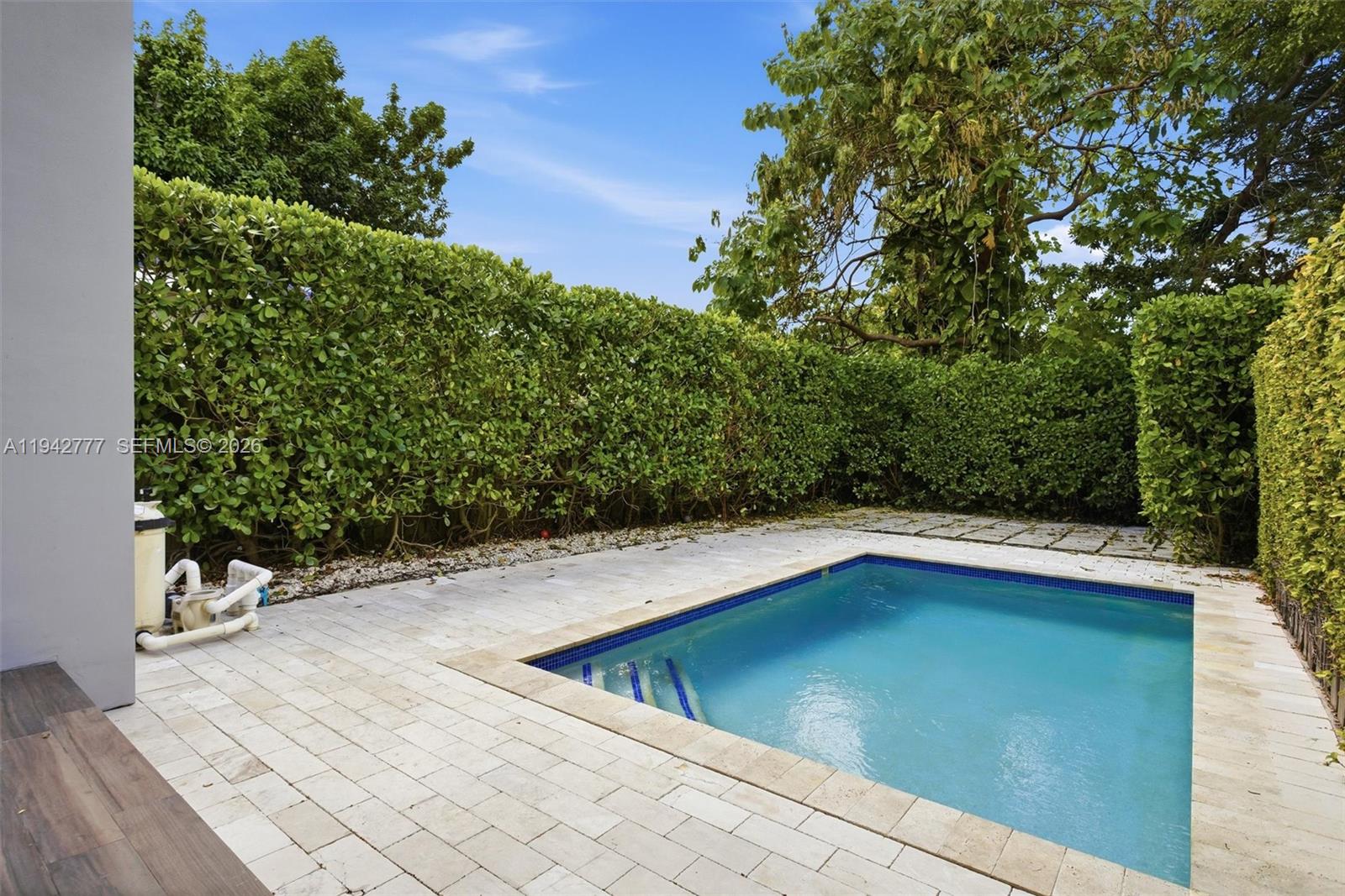 2852 SW 32nd Ct #2852 Miami, FL 33133