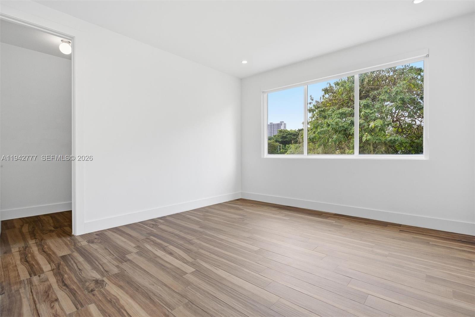 2852 SW 32nd Ct #2852 Miami, FL 33133