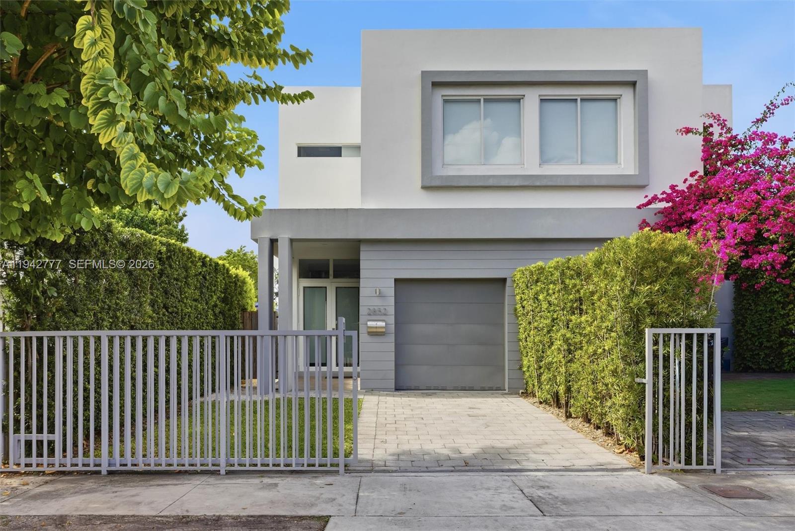 2852 SW 32nd Ct #2852 Miami, FL 33133
