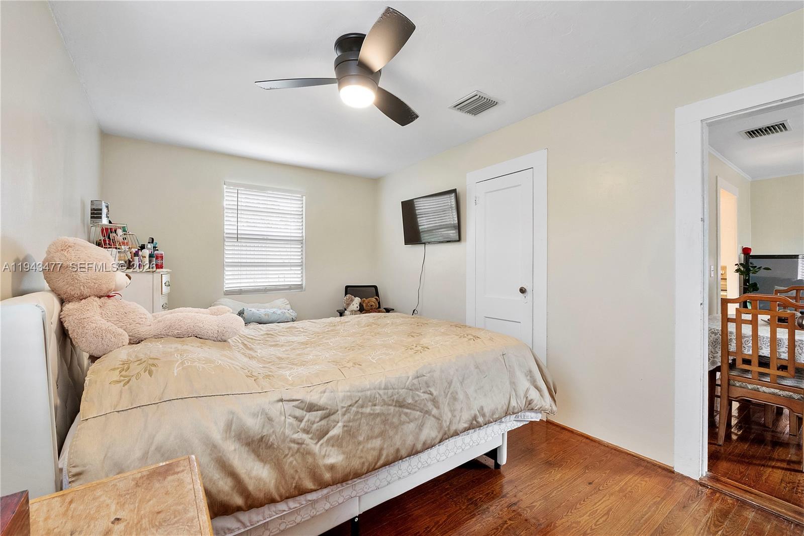 608 El Vedado West Palm Beach, FL 33405