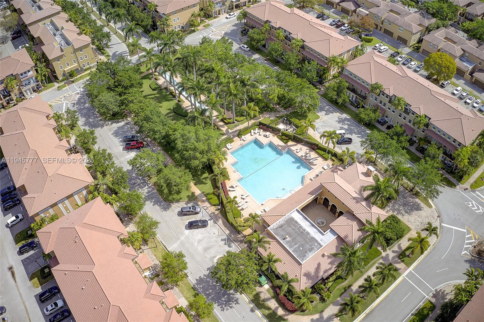 839 SW 147th Ter #5 Pembroke Pines, FL 33027