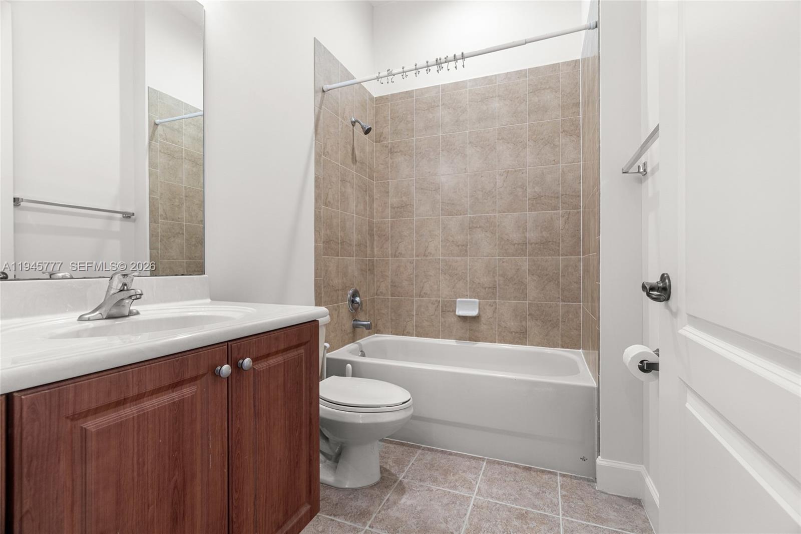 839 SW 147th Ter #5 Pembroke Pines, FL 33027