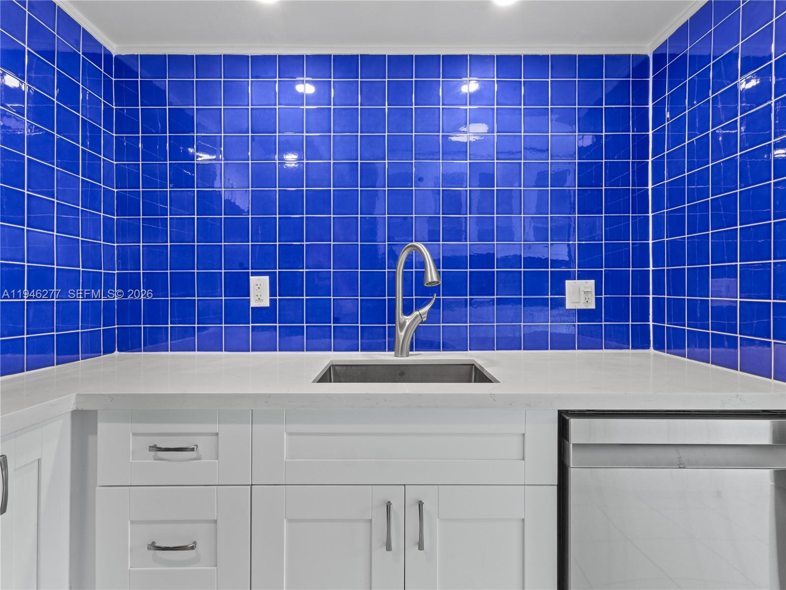 77 Crandon Blvd #3C Key Biscayne, FL 33149