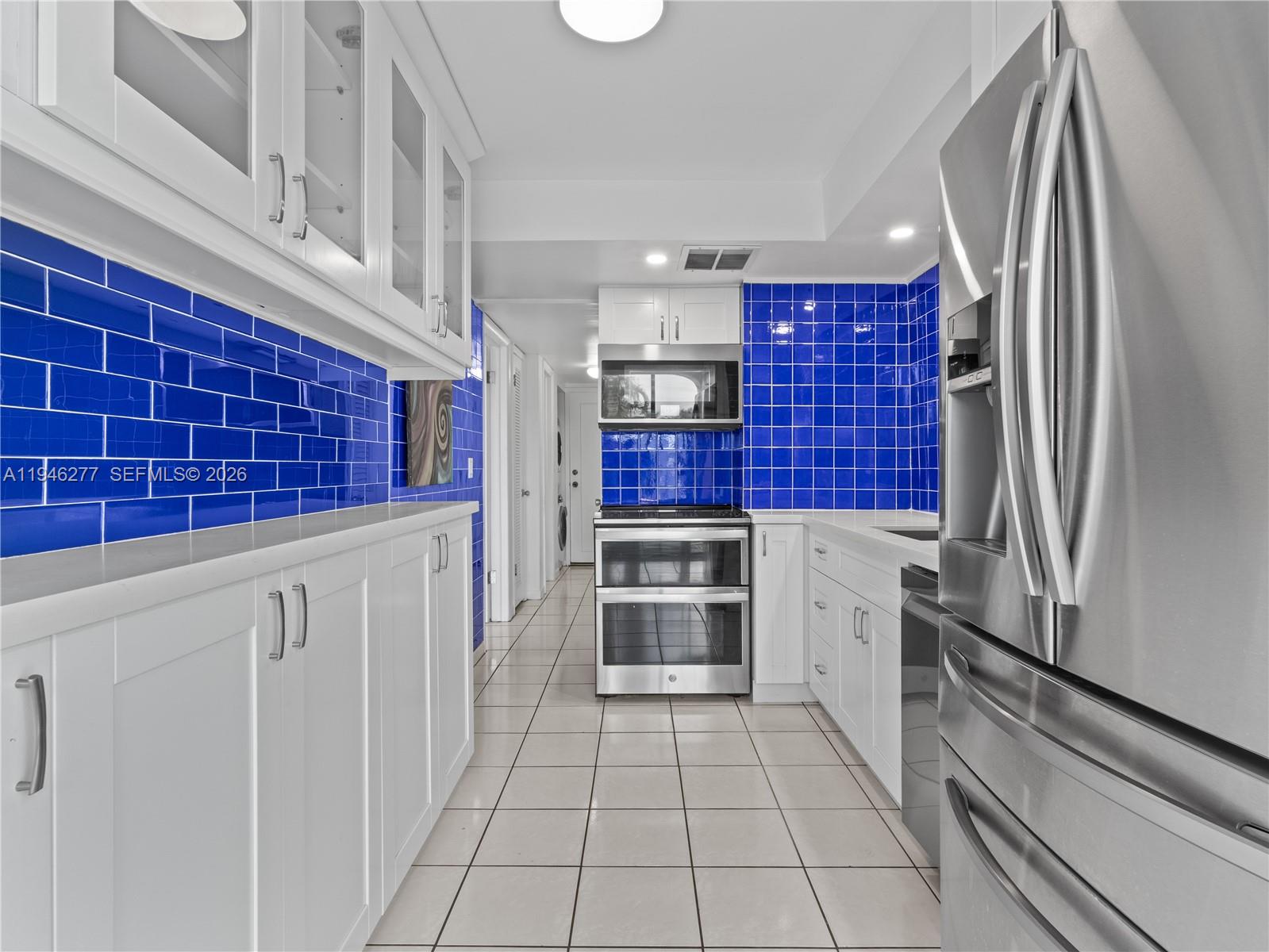 77 Crandon Blvd #3C Key Biscayne, FL 33149