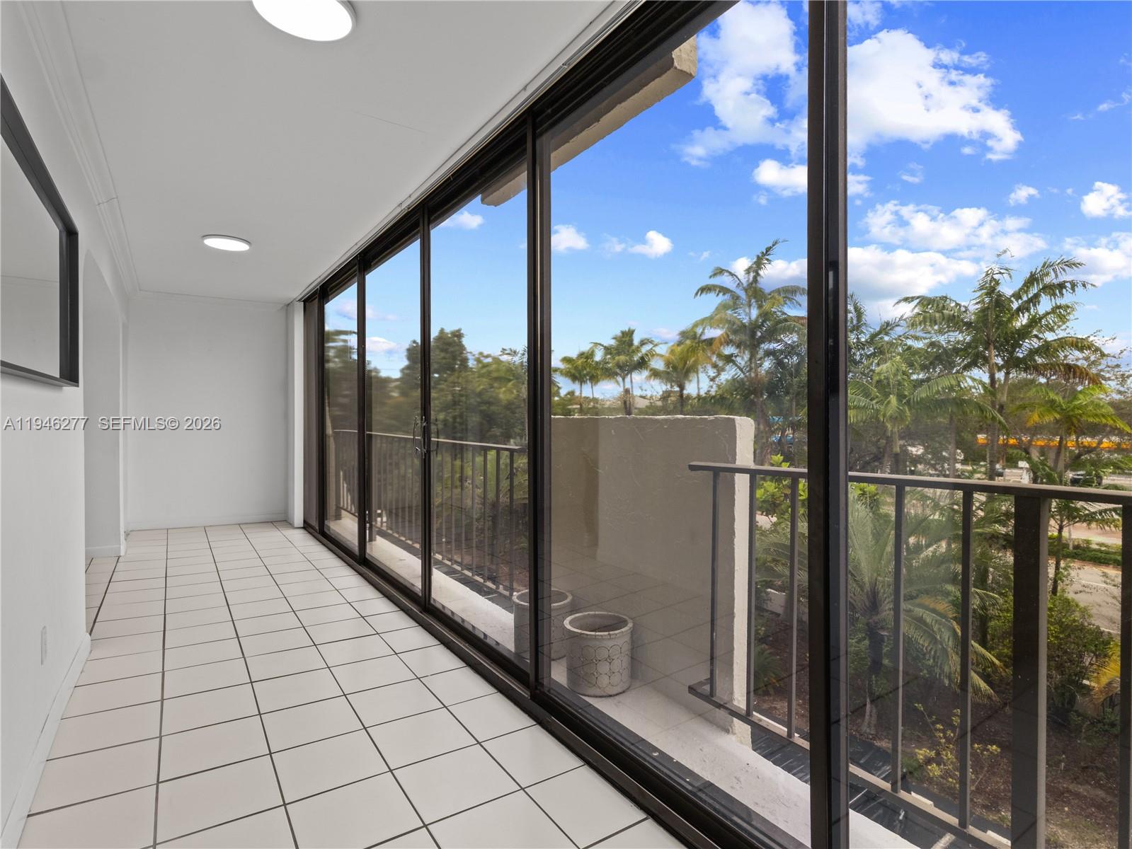 77 Crandon Blvd #3C Key Biscayne, FL 33149