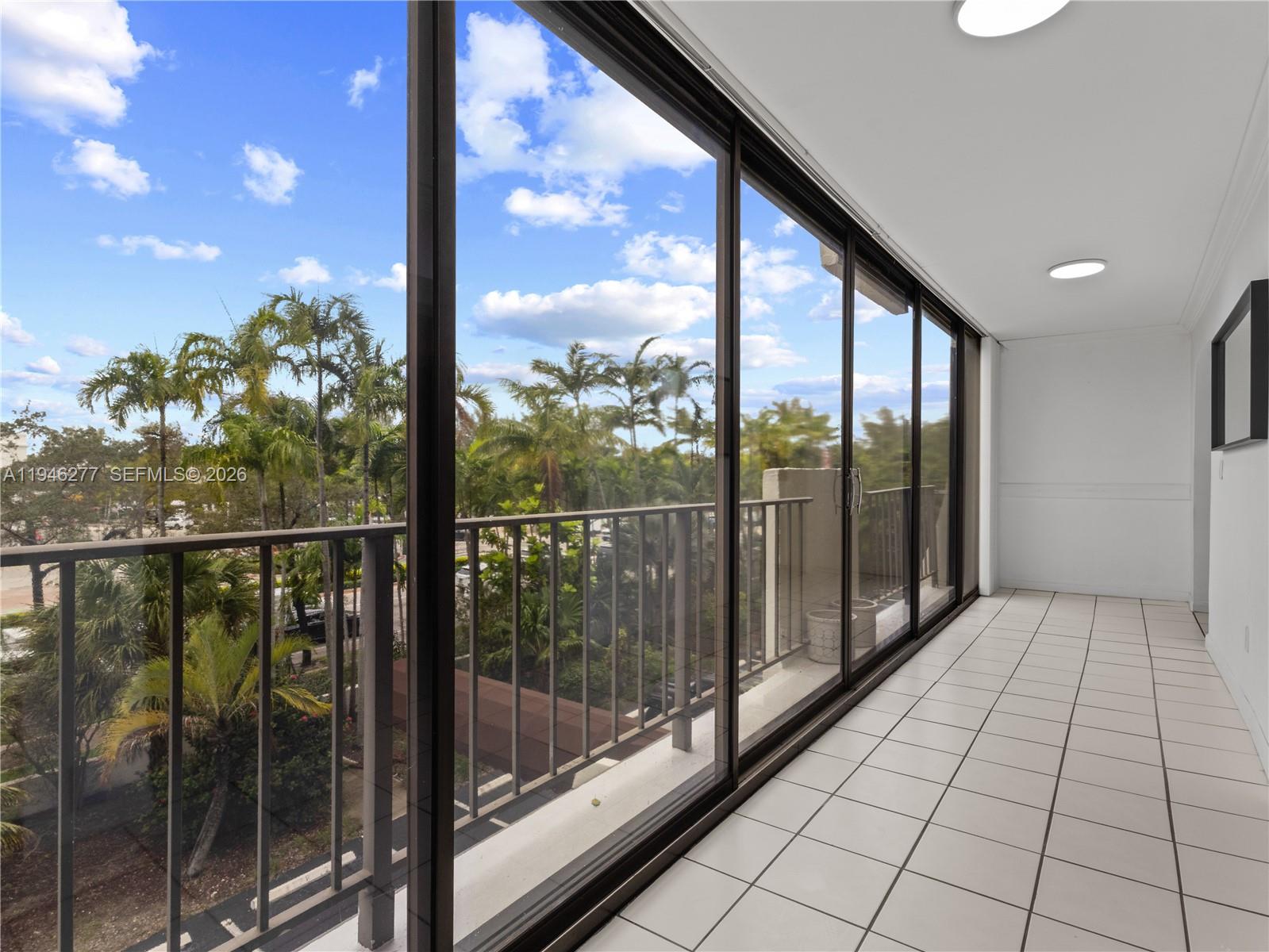 77 Crandon Blvd #3C Key Biscayne, FL 33149