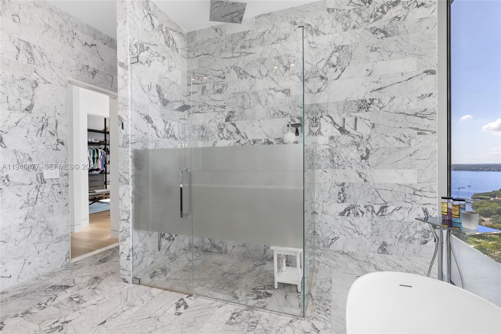 2675 S Bayshore Dr #1602S Miami, FL 33133