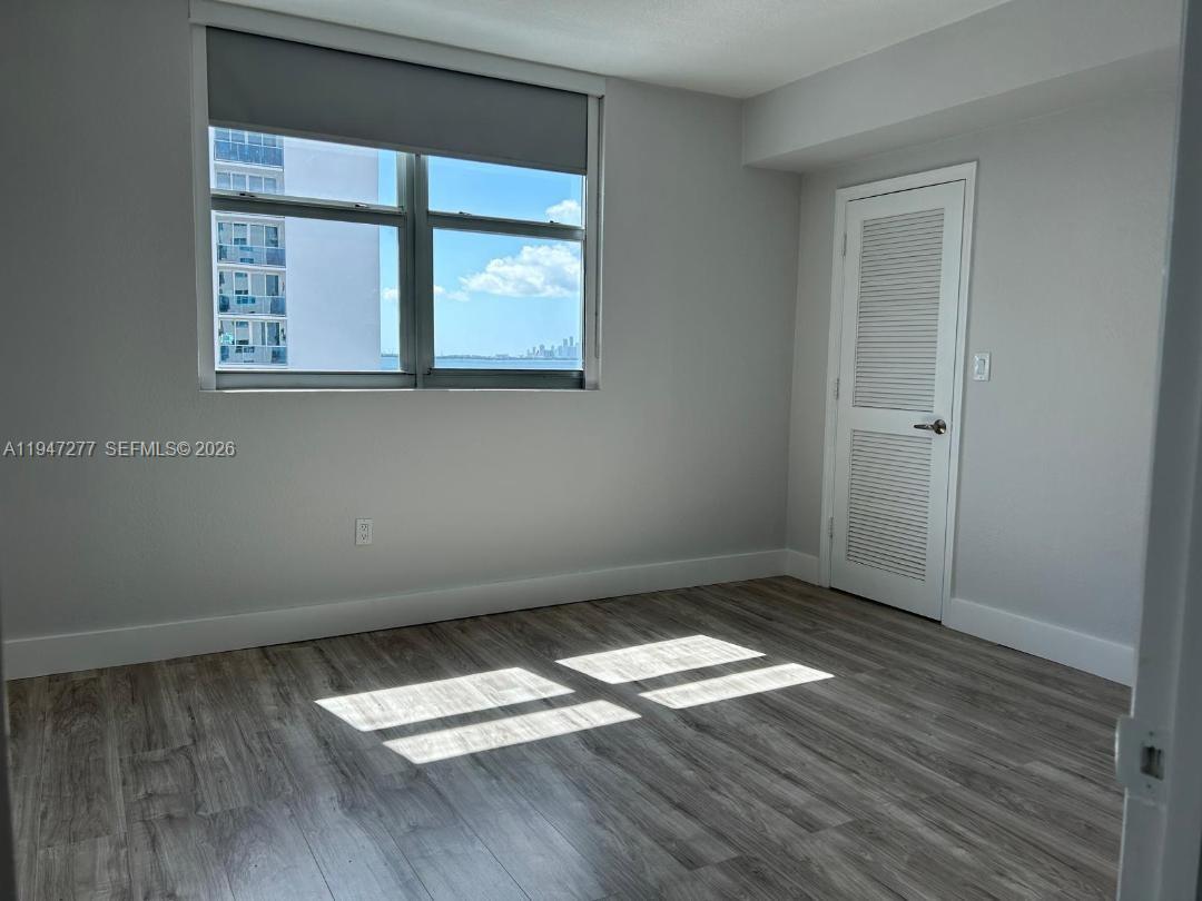 7501 E Treasure Dr #5R North Bay Village, FL 33141