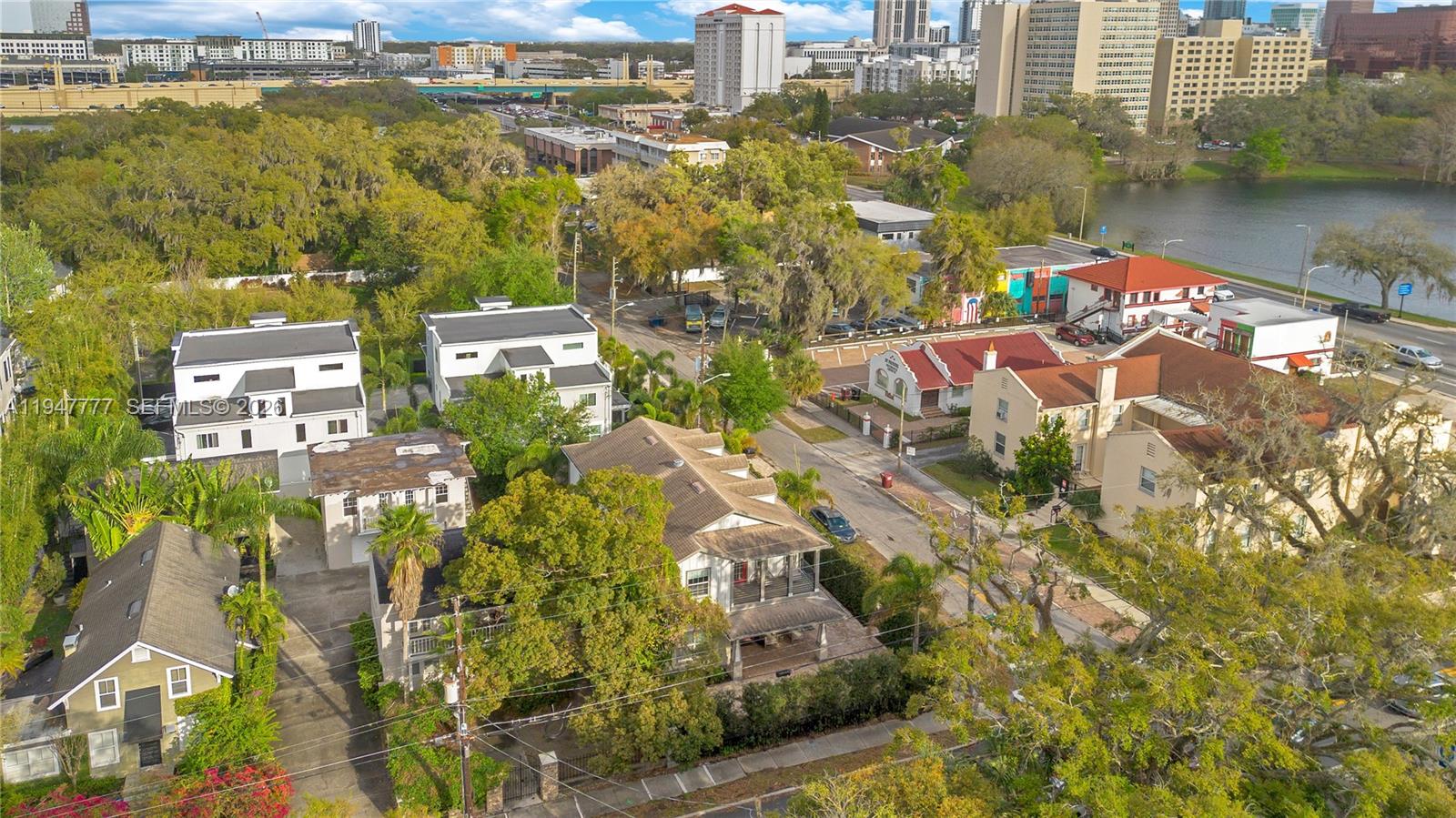 555 Peachtree Rd Orlando, FL 32804