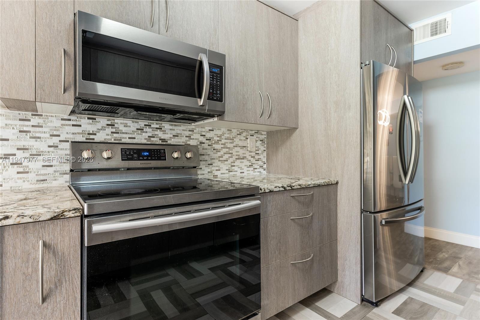 image Winston Towers 70013