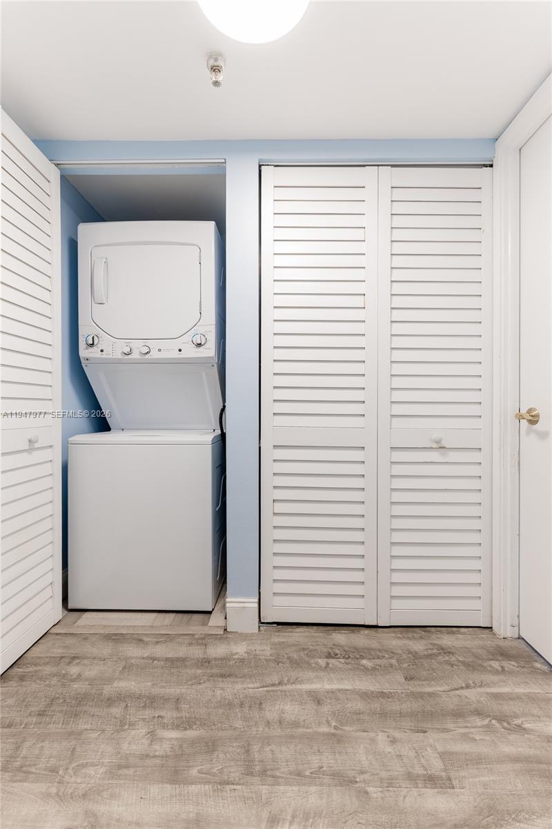 image Winston Towers 70033