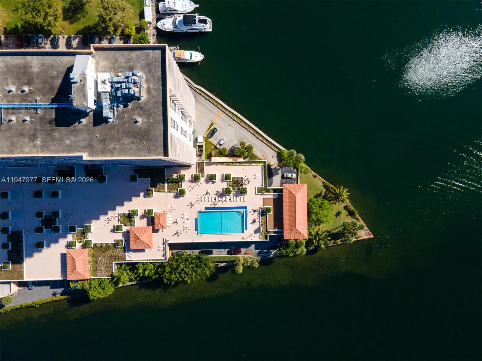 image Winston Towers 70041