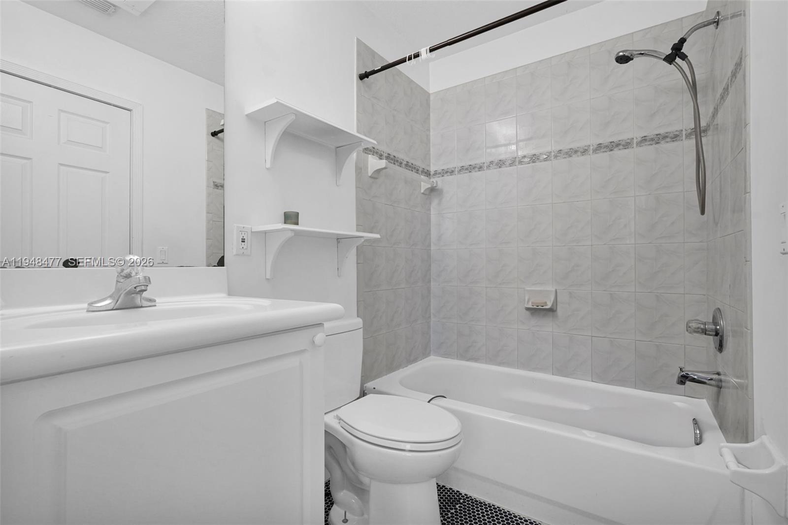 5420 NW 107th Ave #302 Doral, FL 33178