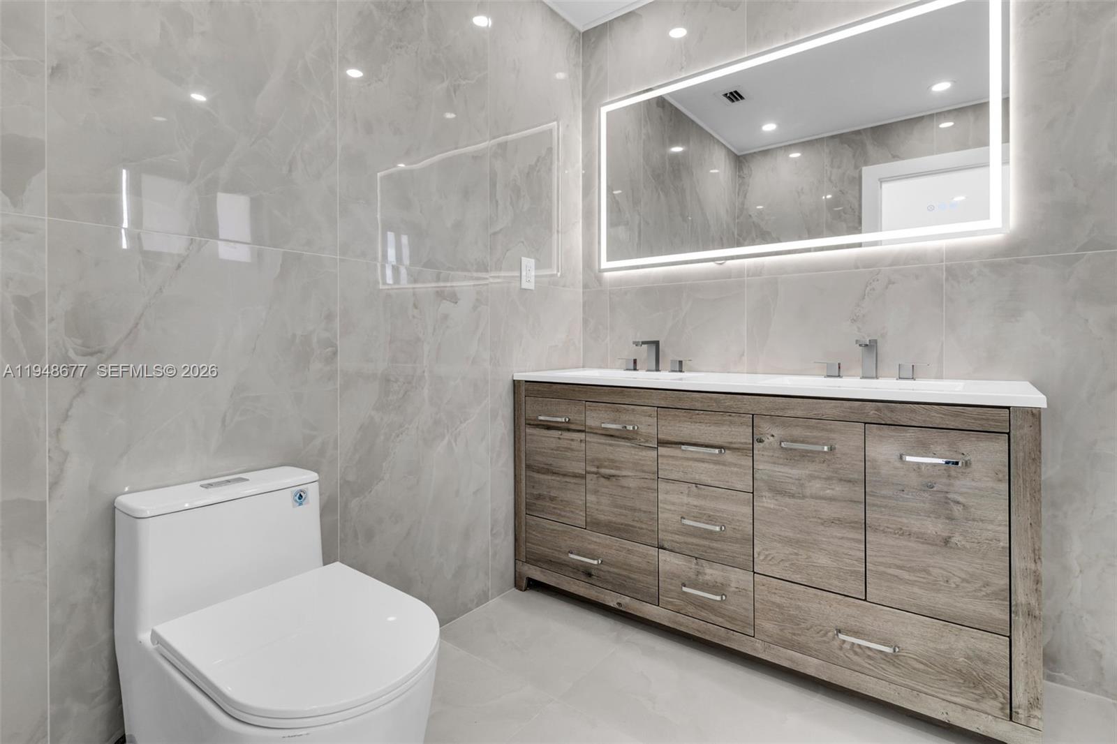 13930 Van Buren St Miami, FL 33176