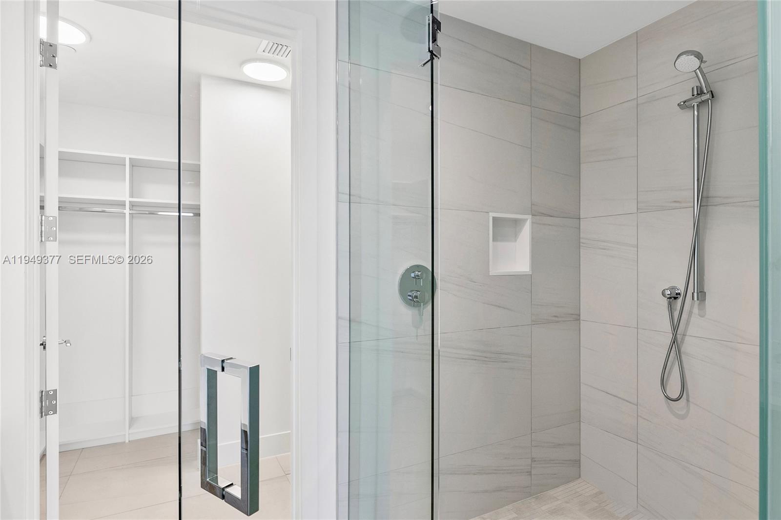 151 N Seabreeze #1003-E Fort Lauderdale, FL 33304