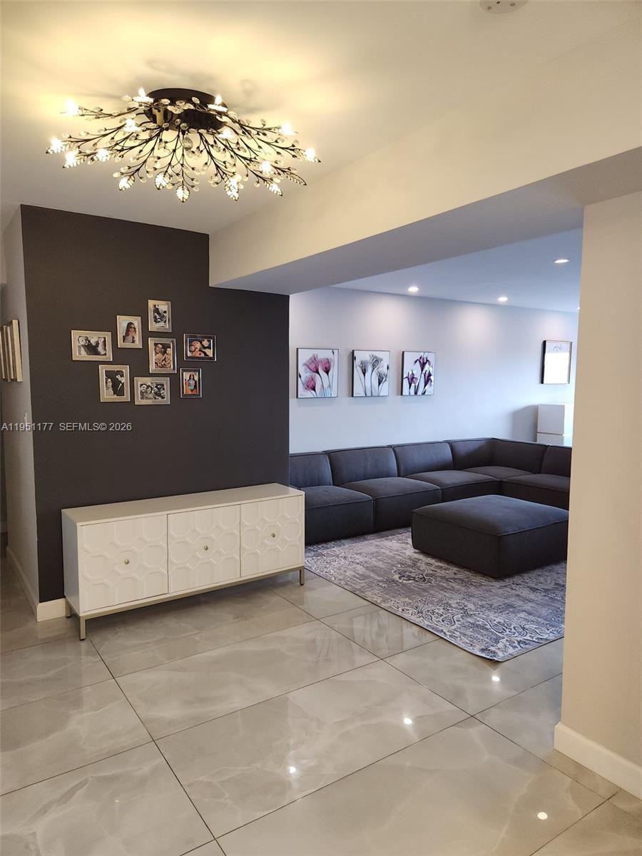 1075 92nd St #405 Bay Harbor Islands, FL 33154