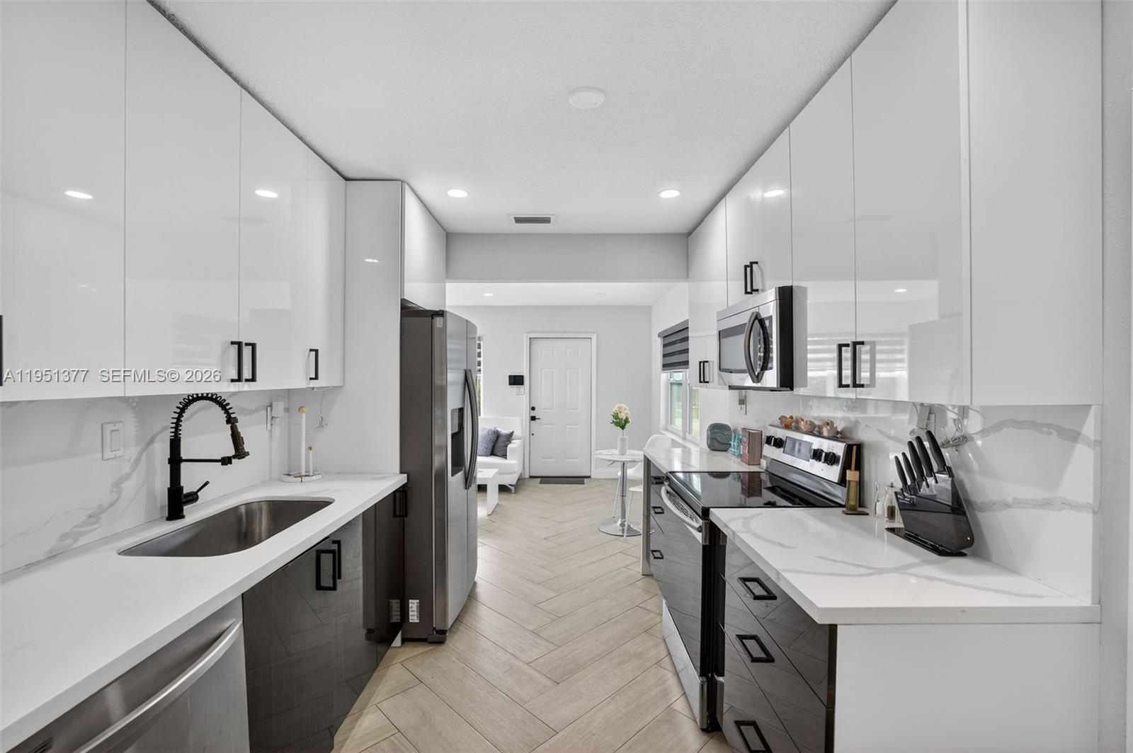 101 NE 47th Ct Oakland Park, FL 33334