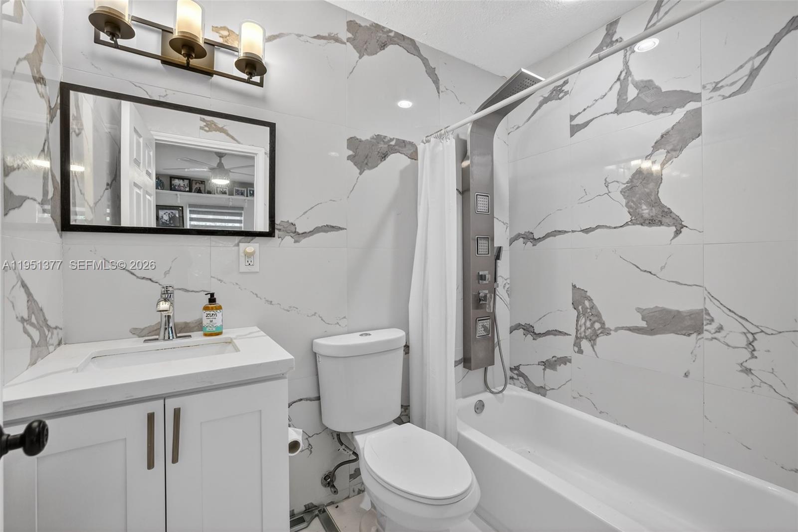 101 NE 47th Ct Oakland Park, FL 33334