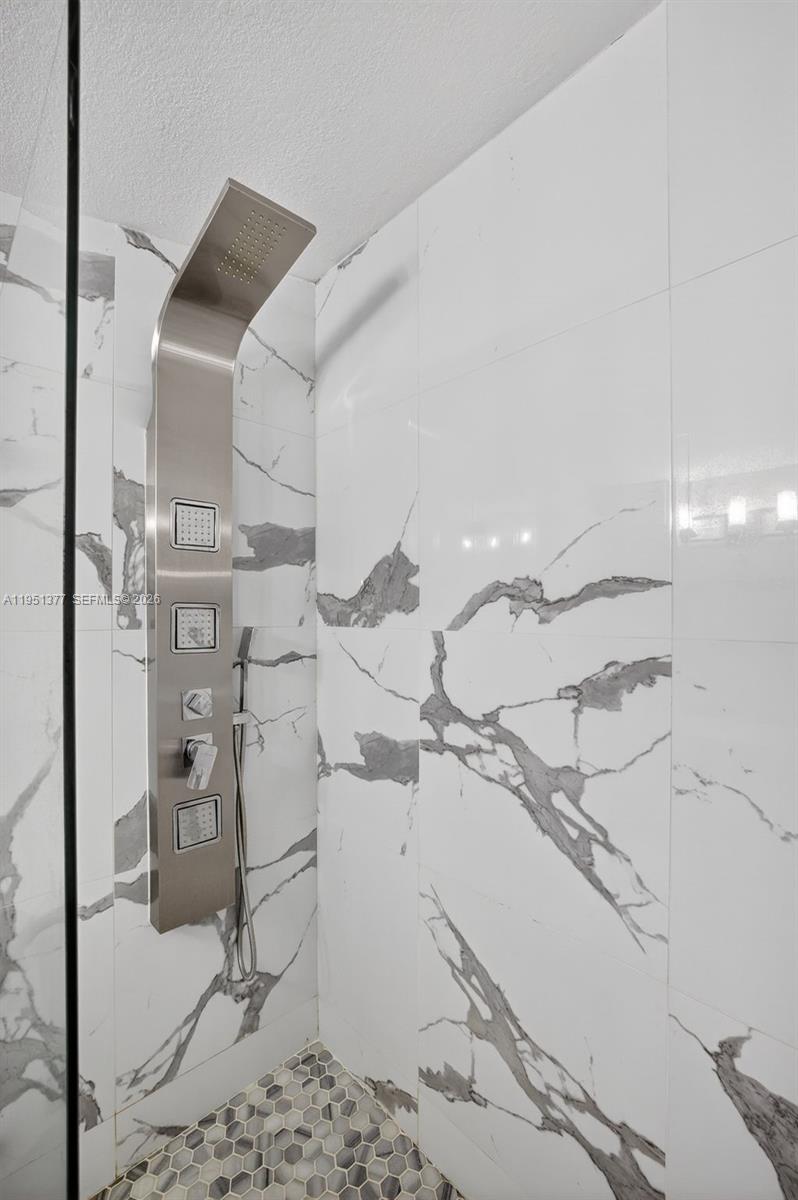 101 NE 47th Ct Oakland Park, FL 33334