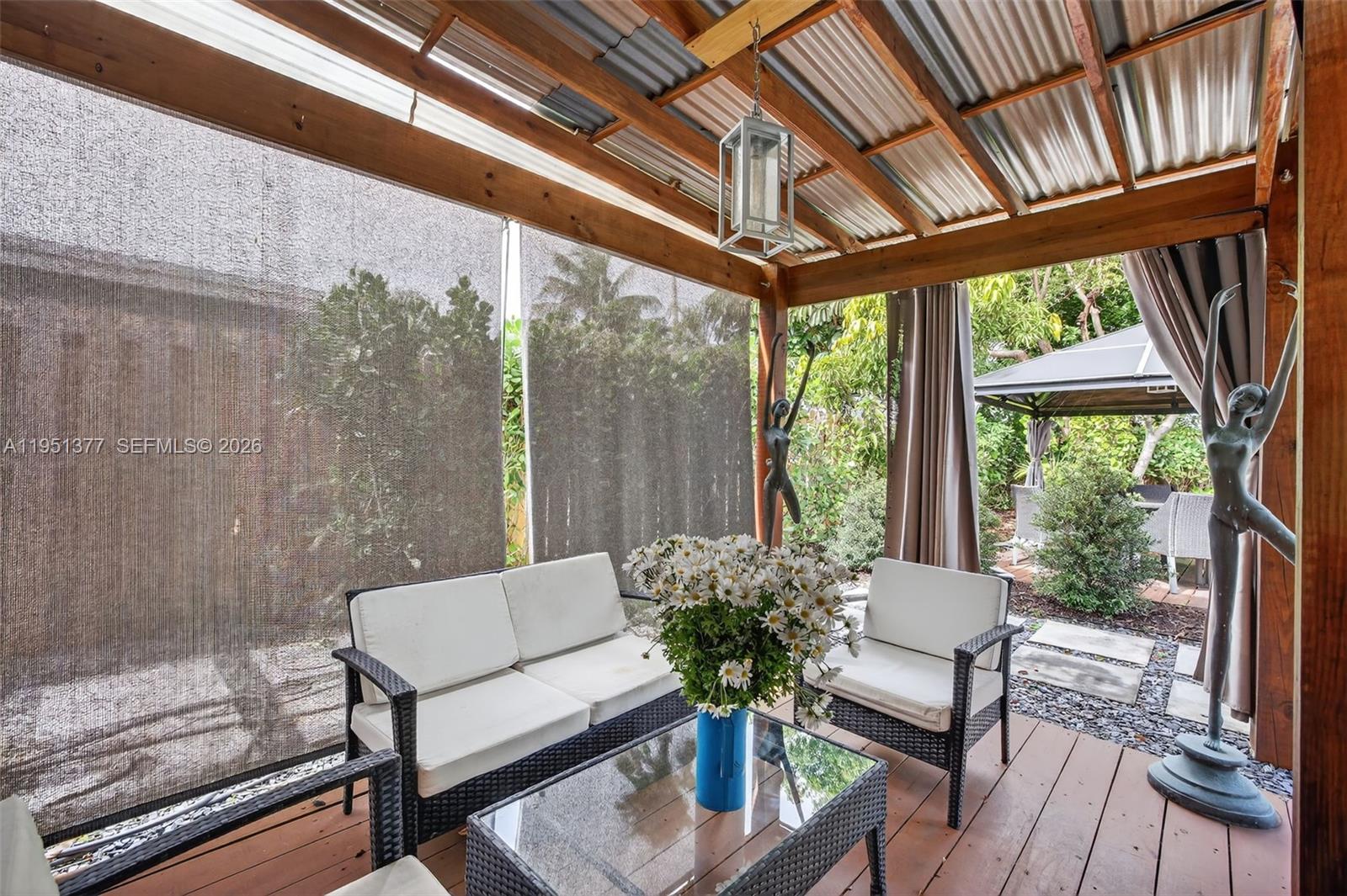 101 NE 47th Ct Oakland Park, FL 33334