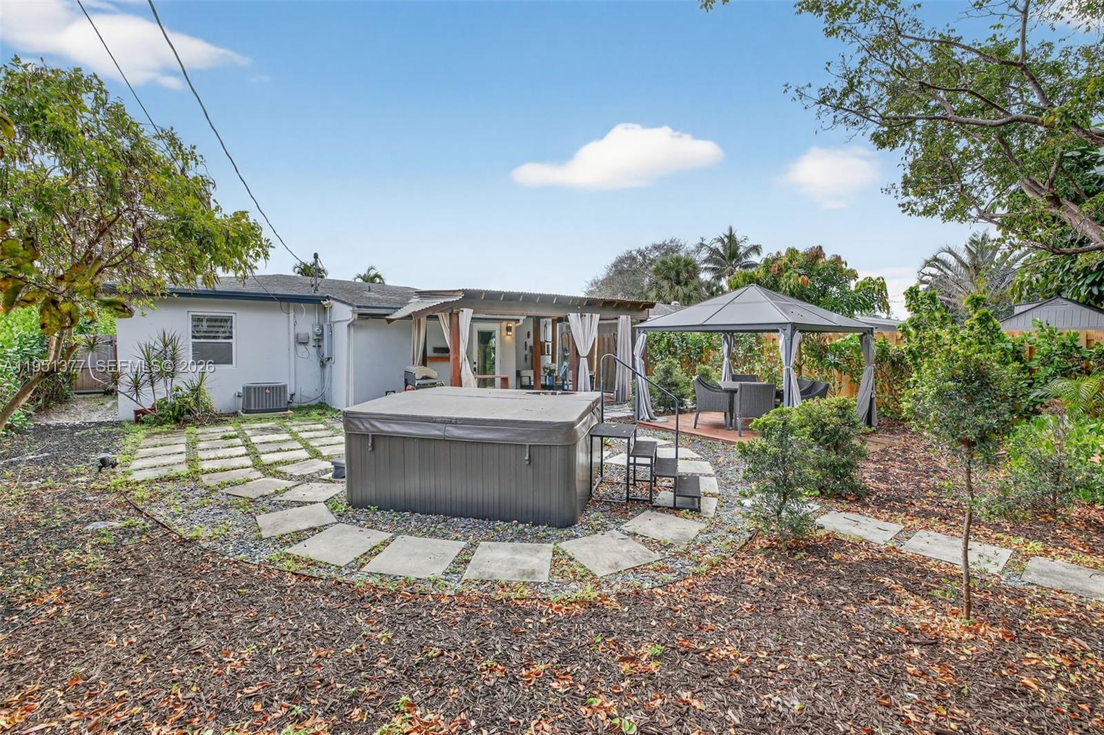 101 NE 47th Ct Oakland Park, FL 33334