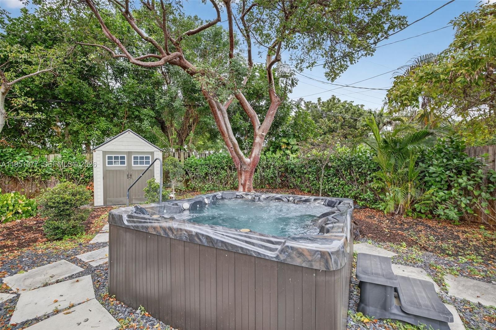 101 NE 47th Ct Oakland Park, FL 33334