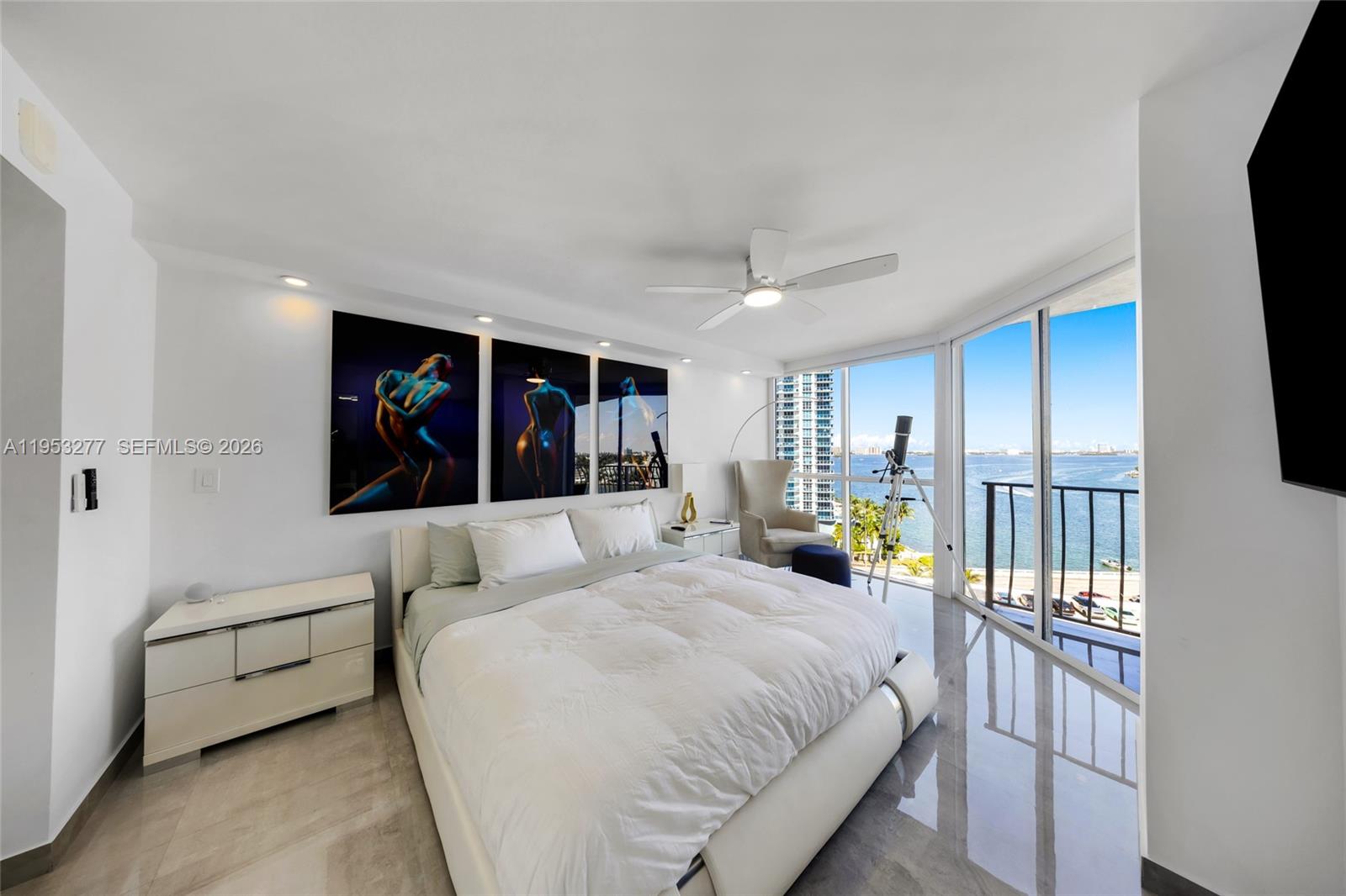 7601 E Treasure Dr #1216 North Bay Village, FL 33141