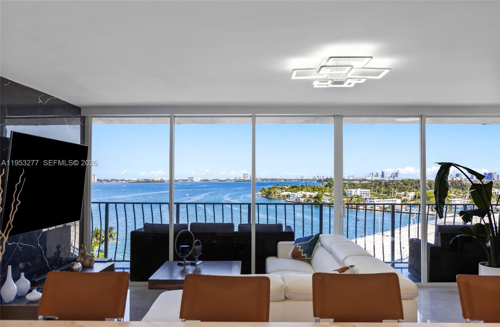 7601 E Treasure Dr #1216 North Bay Village, FL 33141