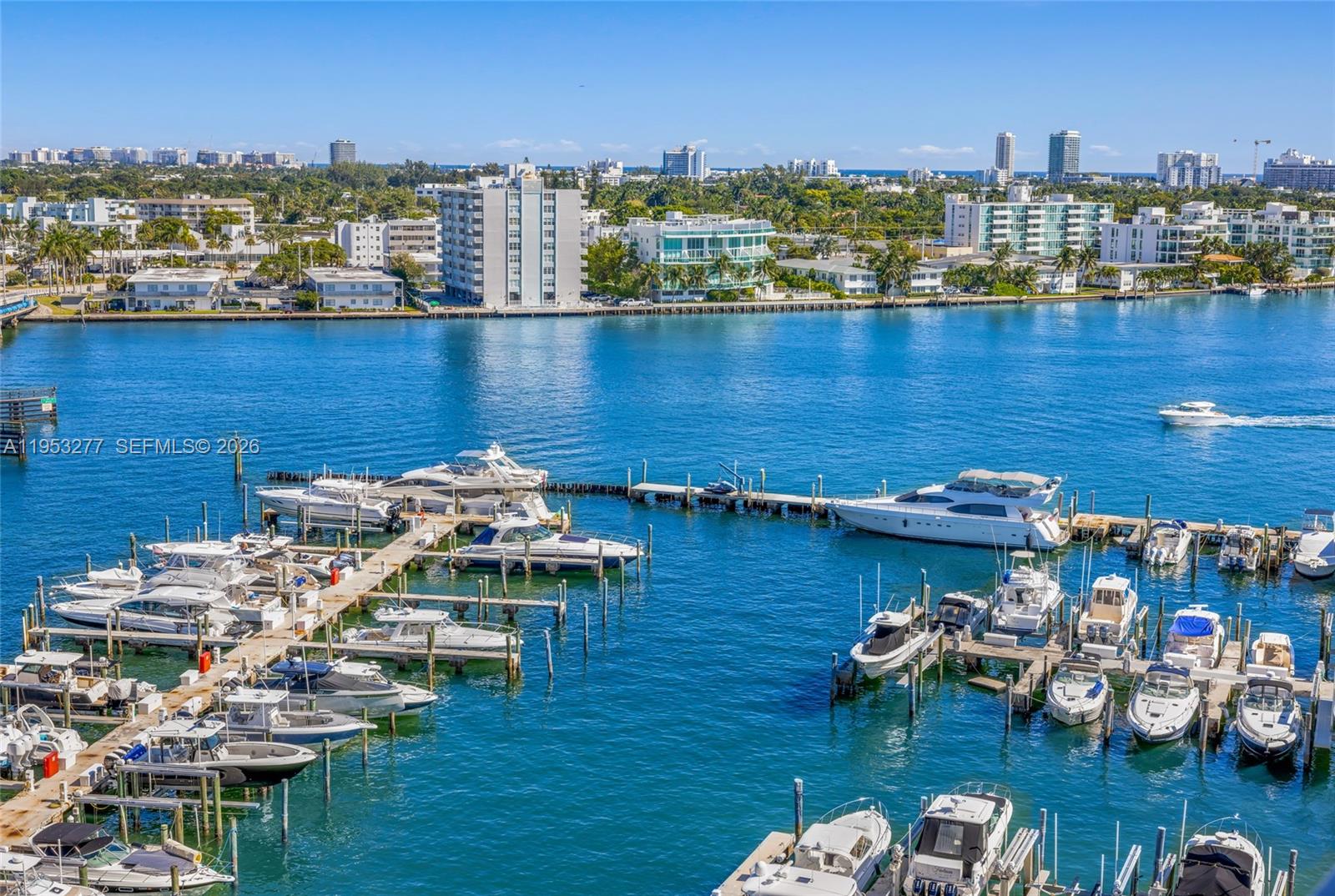 7601 E Treasure Dr #1216 North Bay Village, FL 33141