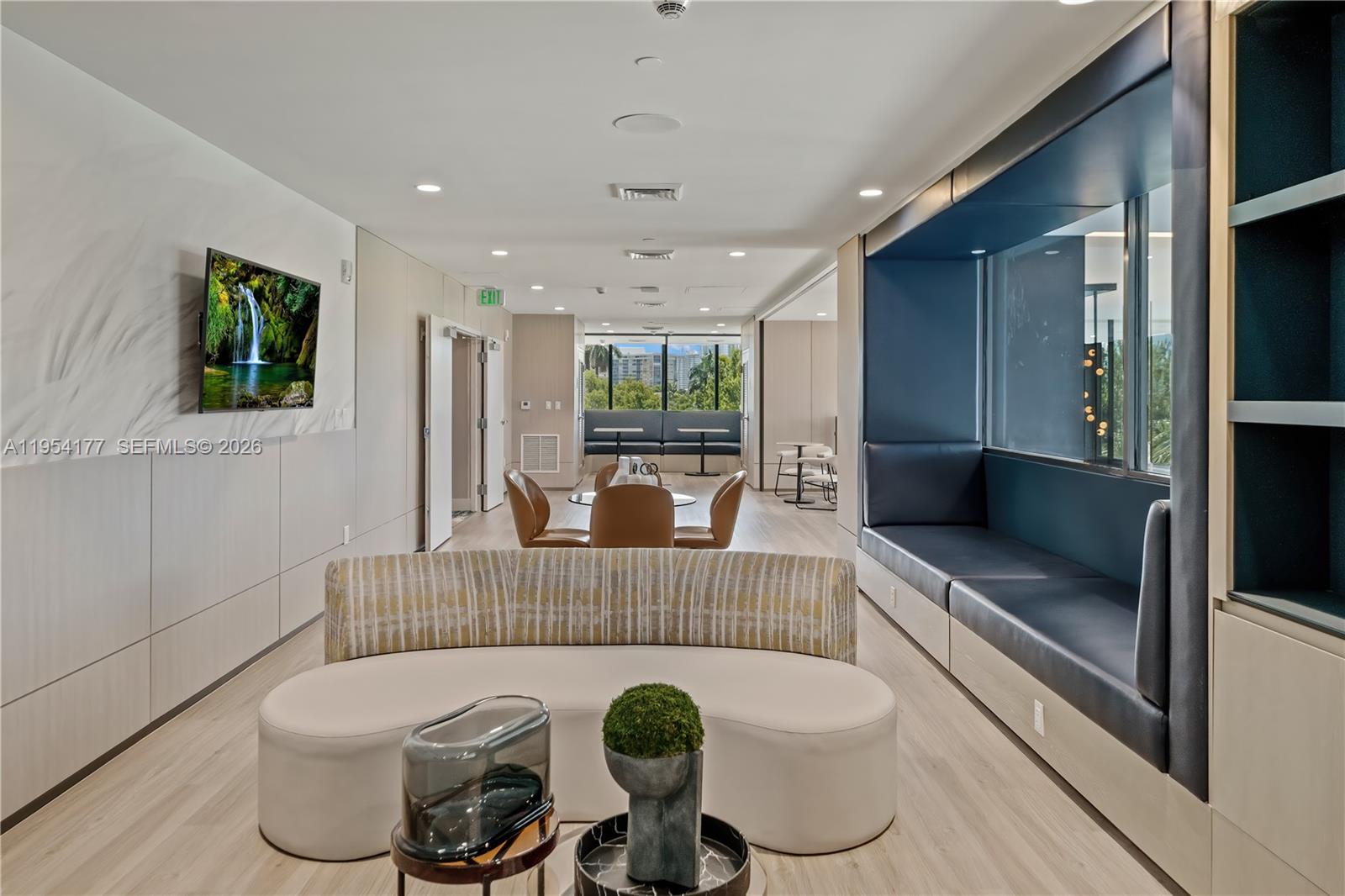 101 Diplomat Pkwy #2010 Hallandale Beach, FL 33009