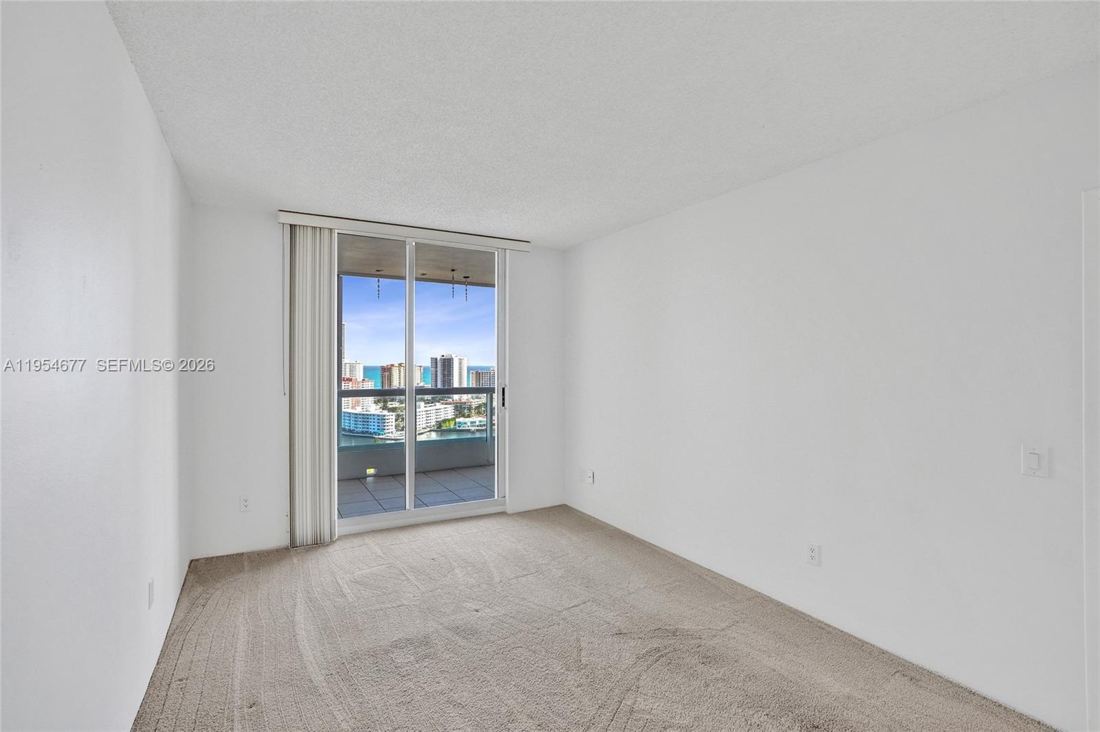 21205 Yacht Clb Dr #2310 Aventura, FL 33180