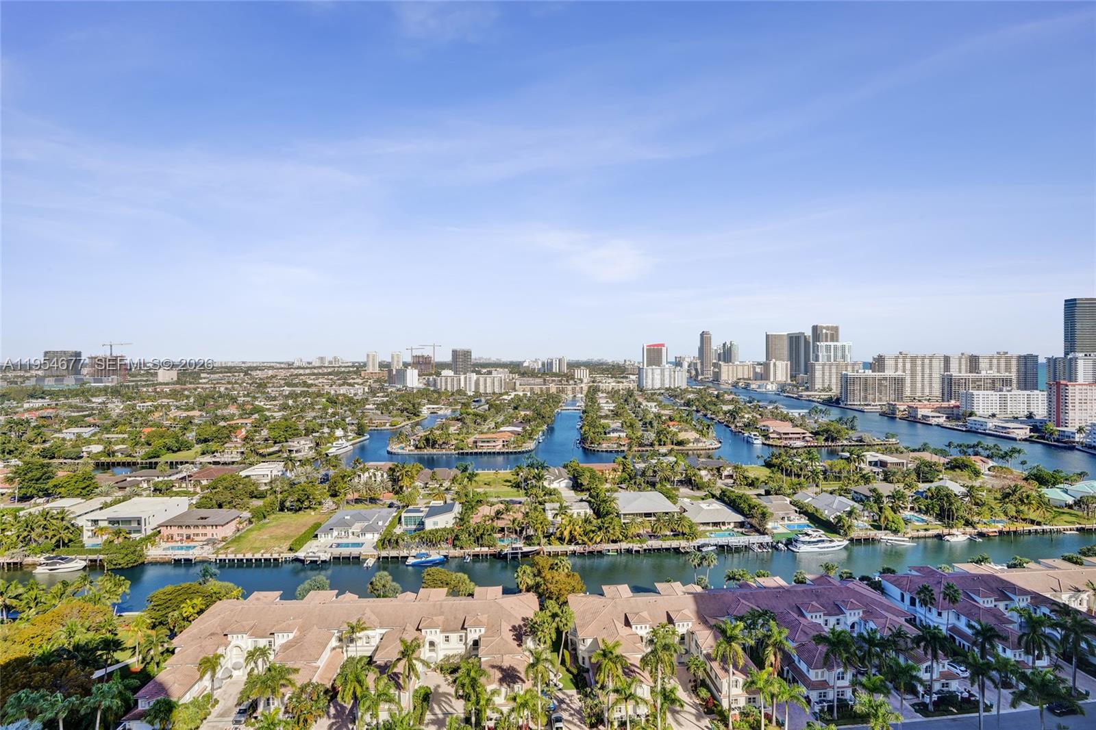 21205 Yacht Clb Dr #2310 Aventura, FL 33180