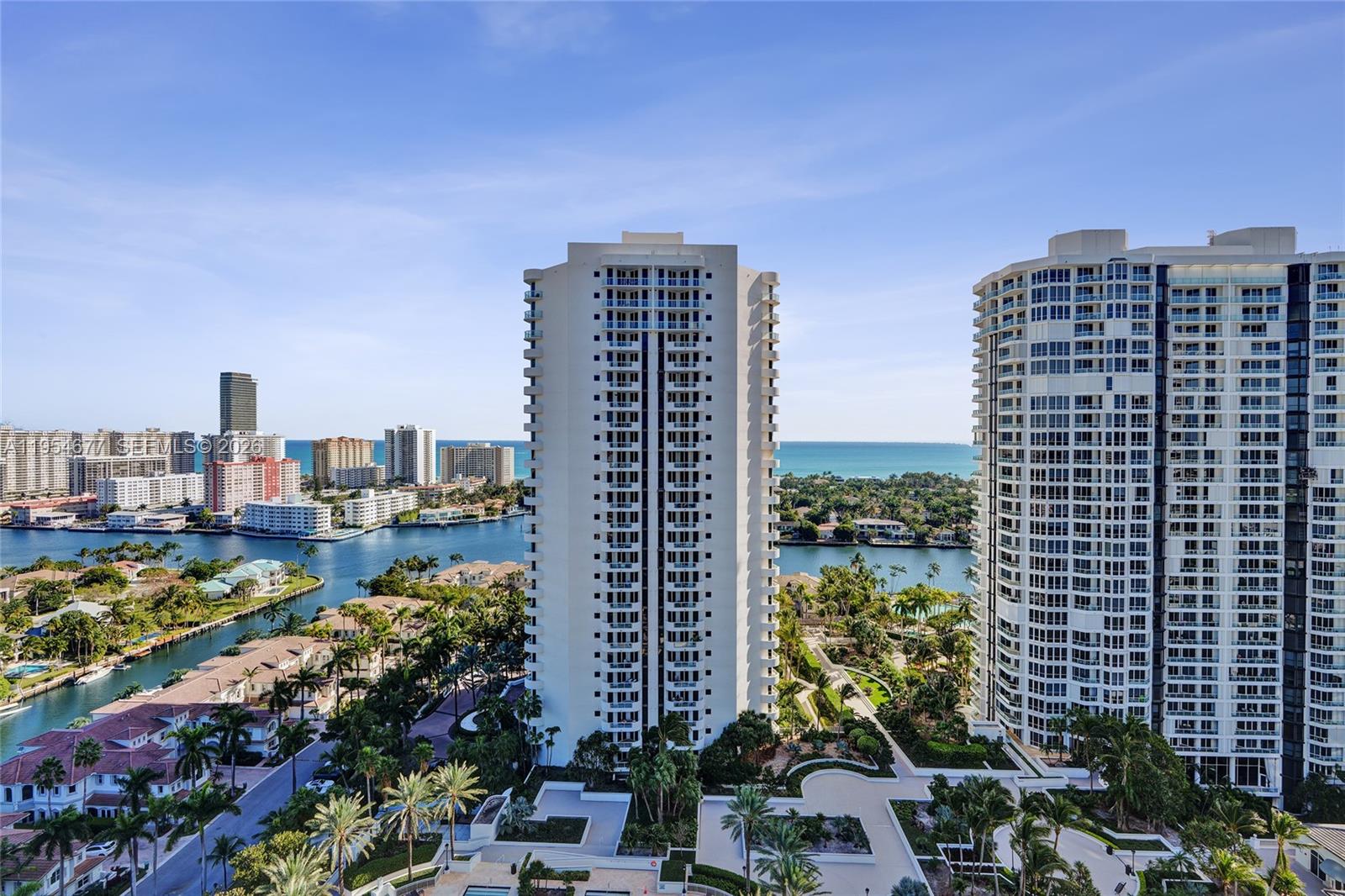 21205 Yacht Clb Dr #2310 Aventura, FL 33180