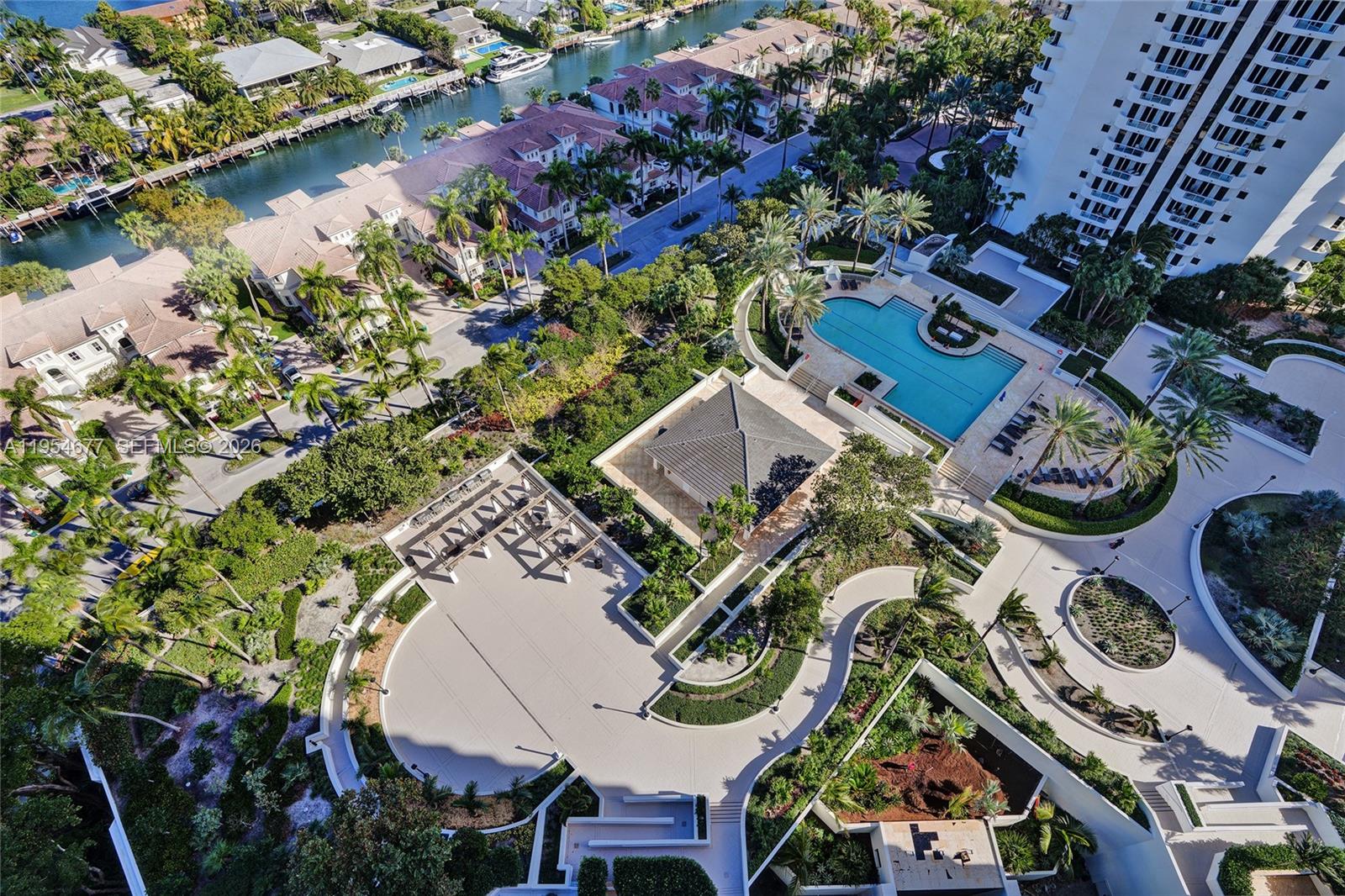 21205 Yacht Clb Dr #2310 Aventura, FL 33180