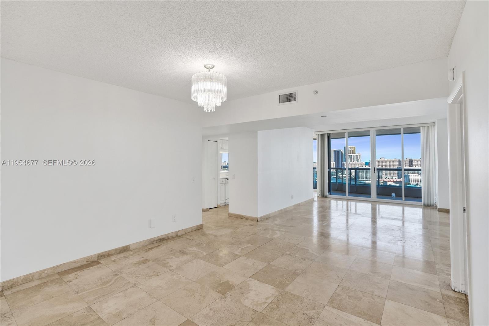 21205 Yacht Clb Dr #2310 Aventura, FL 33180