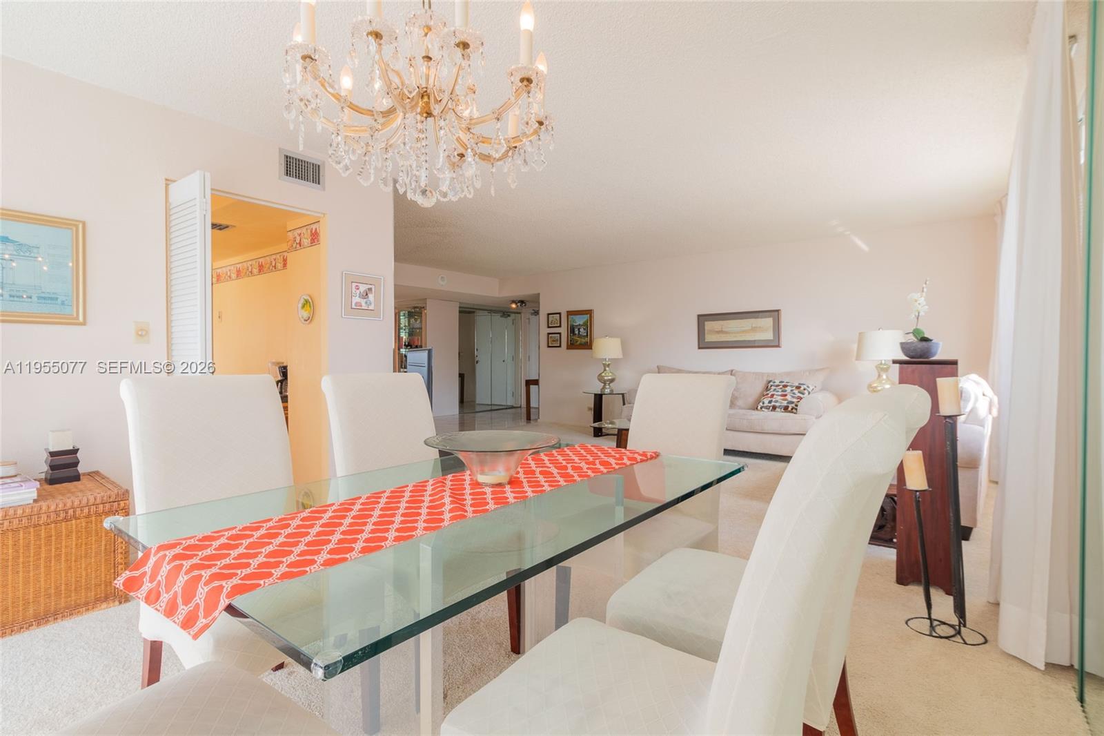 image Winston Towers 50010