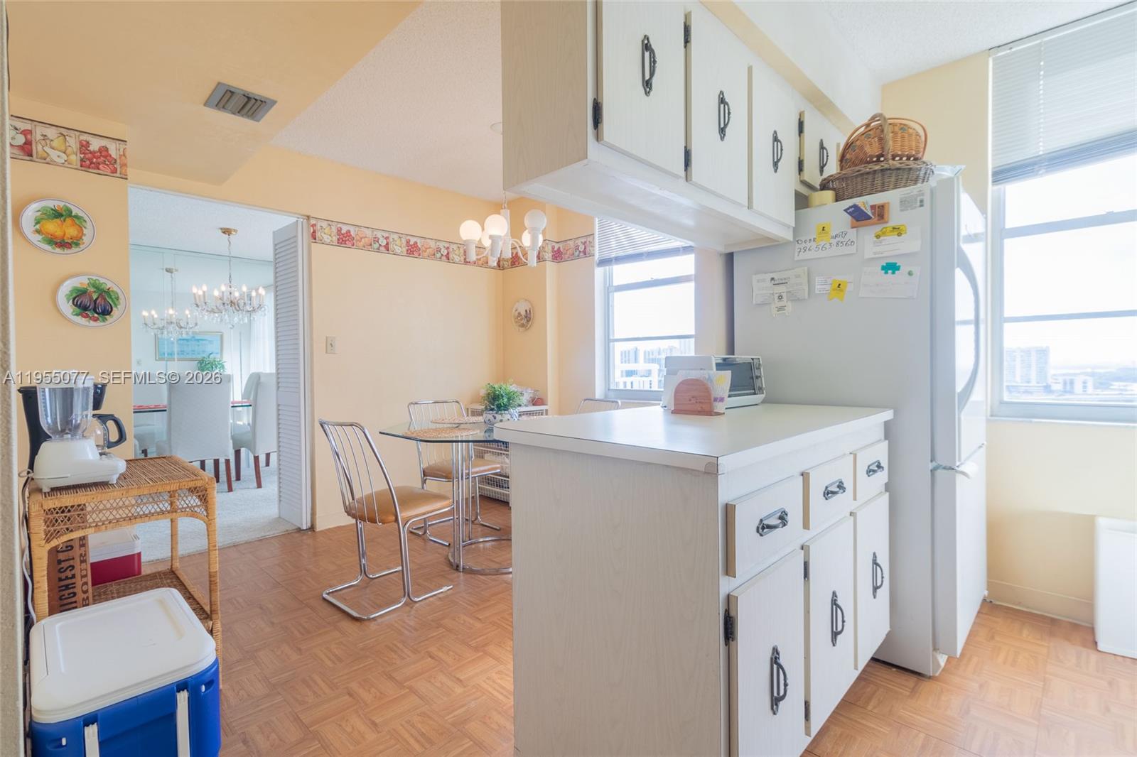 image Winston Towers 50011