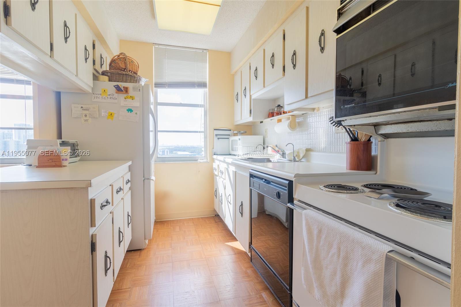 image Winston Towers 50012