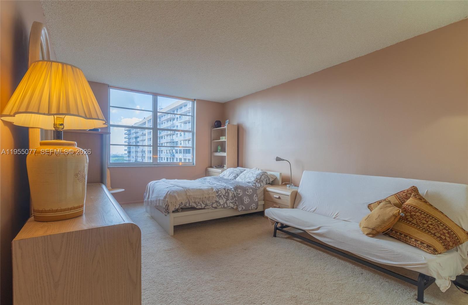 image Winston Towers 50015