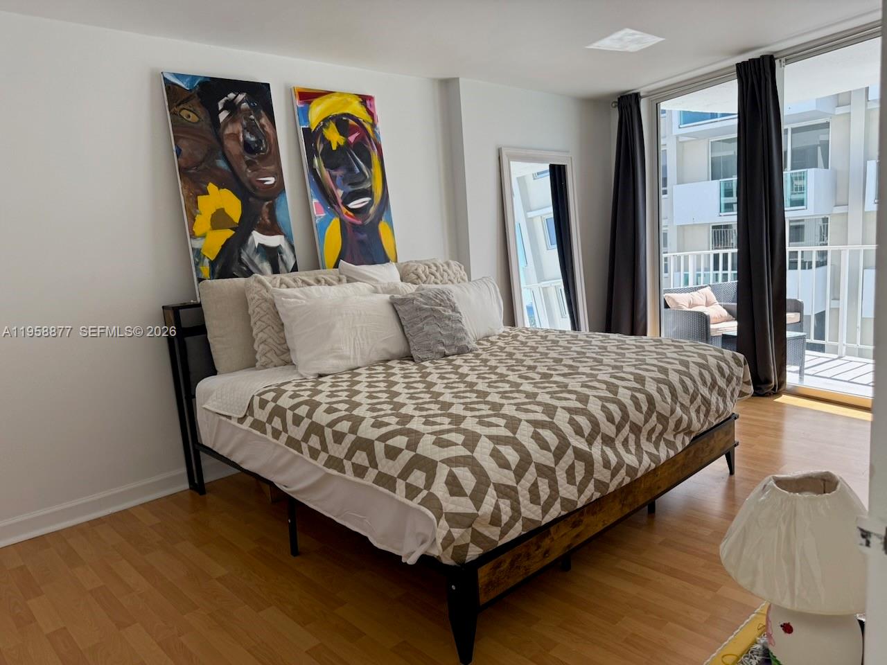 1228 West Ave #1415 Miami Beach, FL 33139