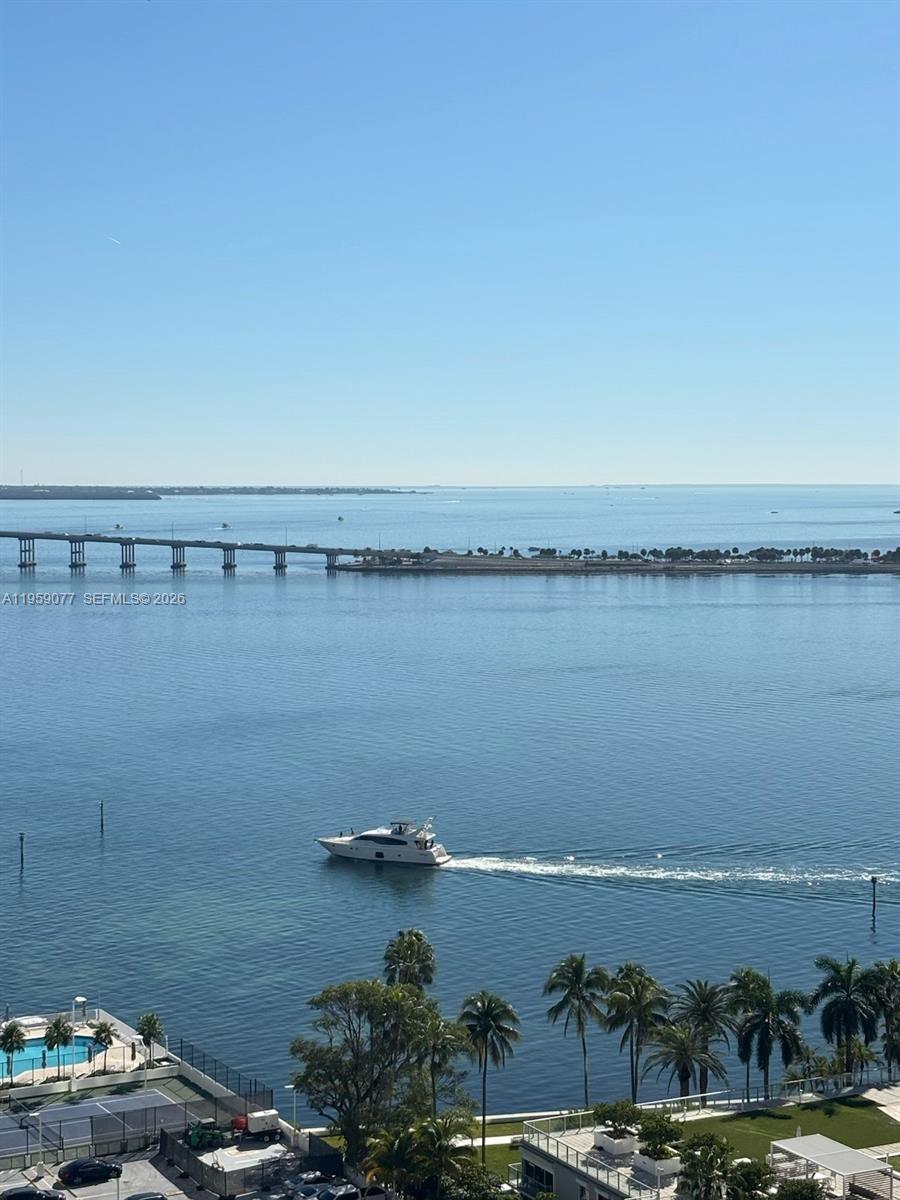 image Brickell East5