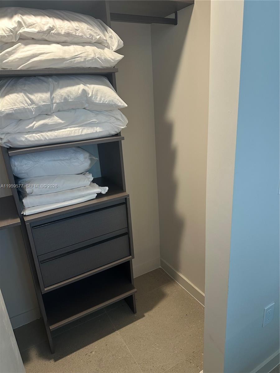 image The Crosby Miami Worldcenter13