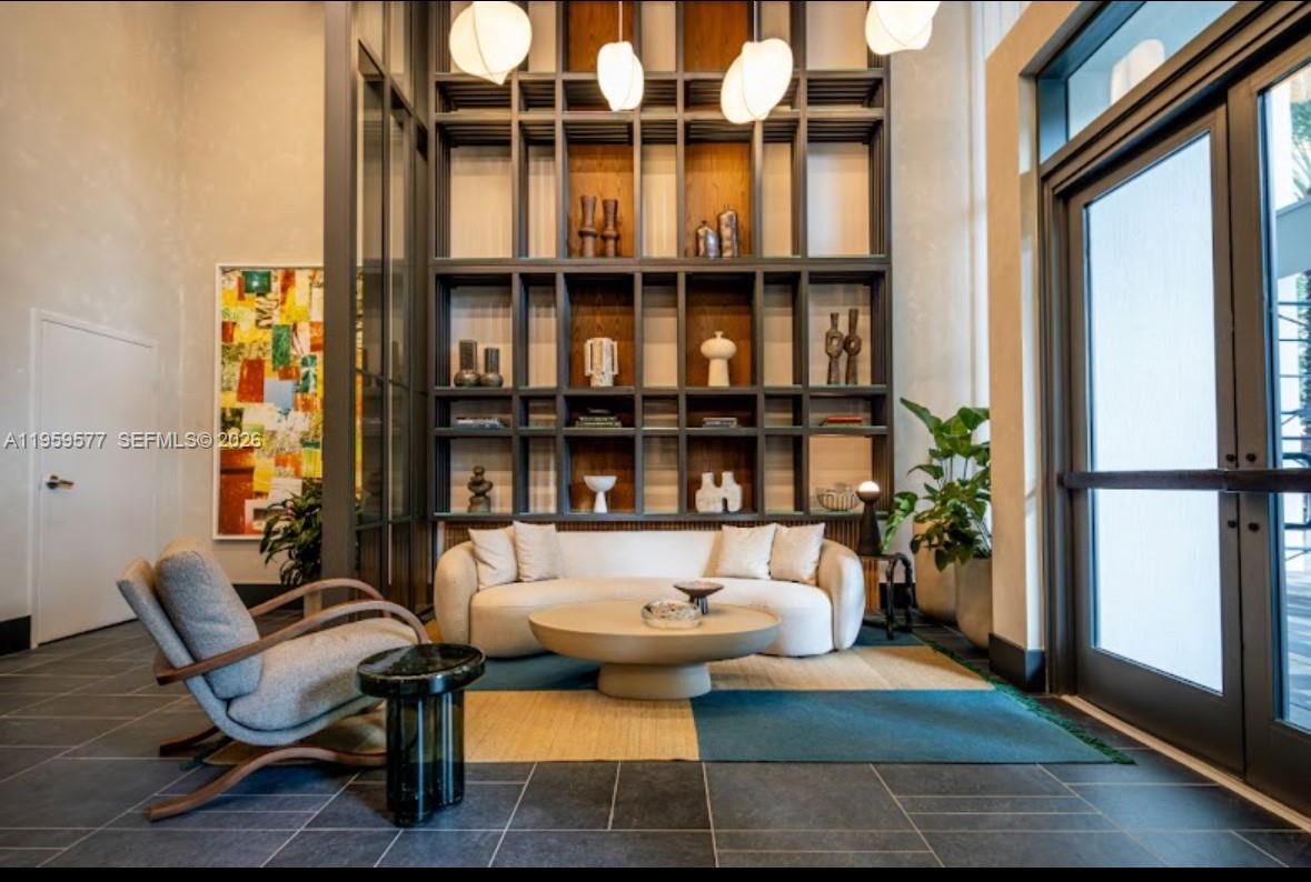 image The Crosby Miami Worldcenter2