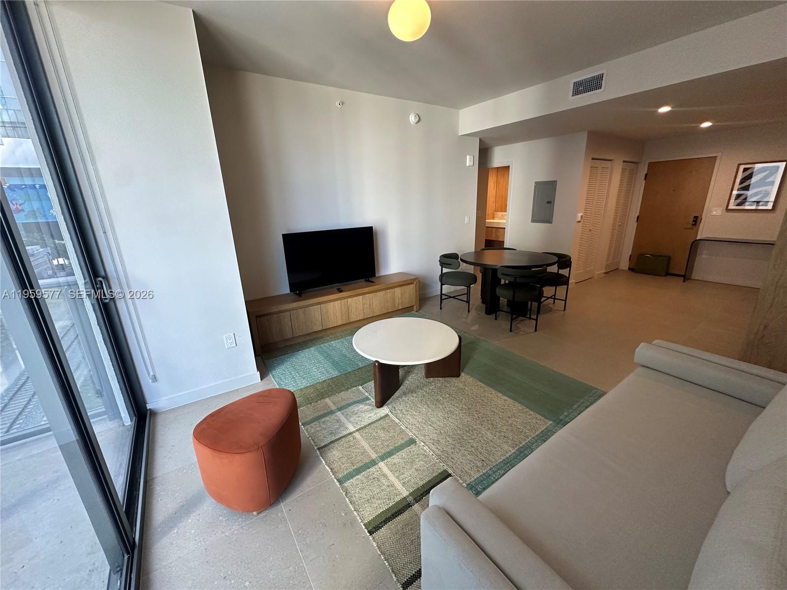 image The Crosby Miami Worldcenter7