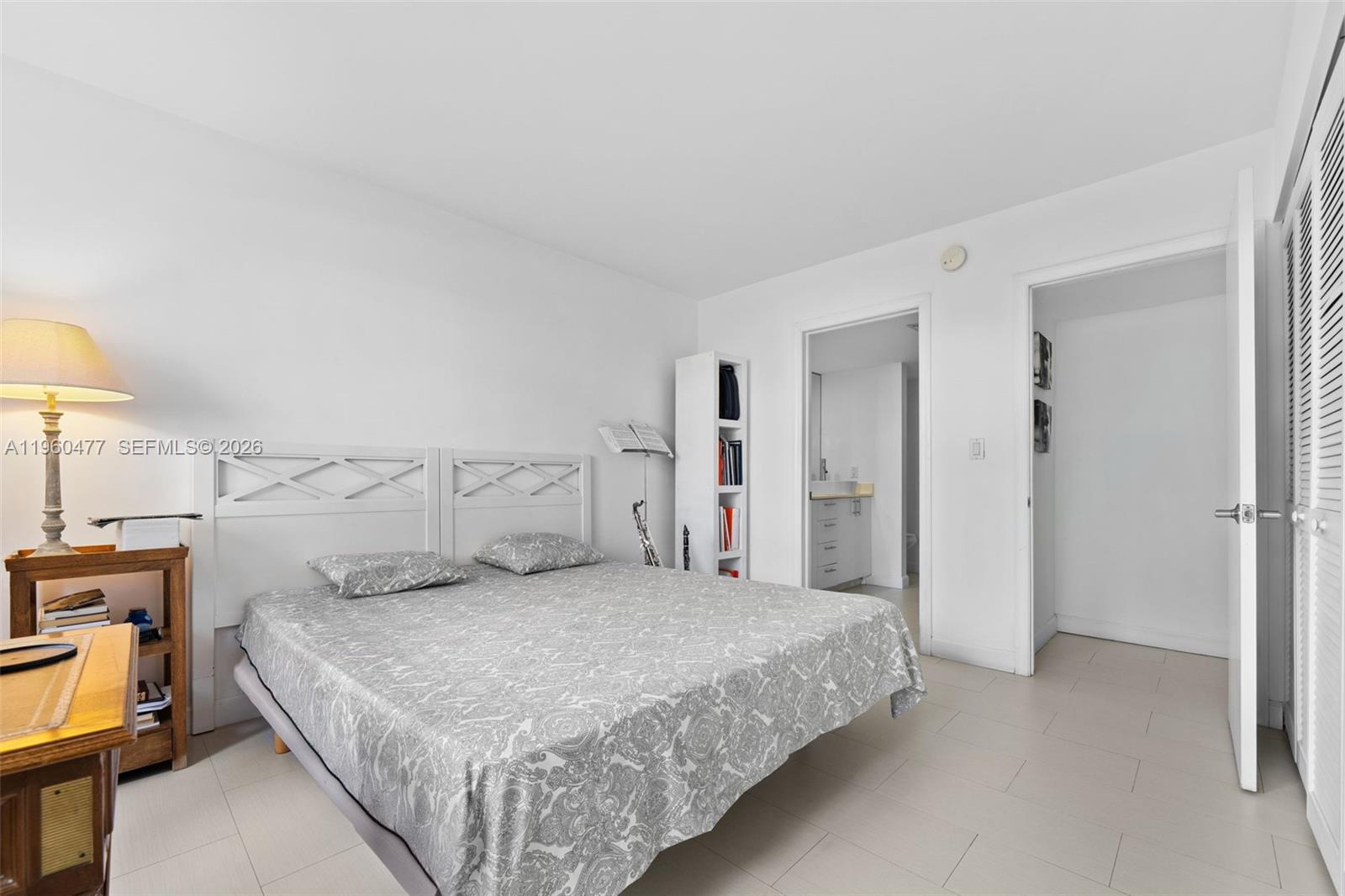 240 Galen Dr #109 Key Biscayne, FL 33149