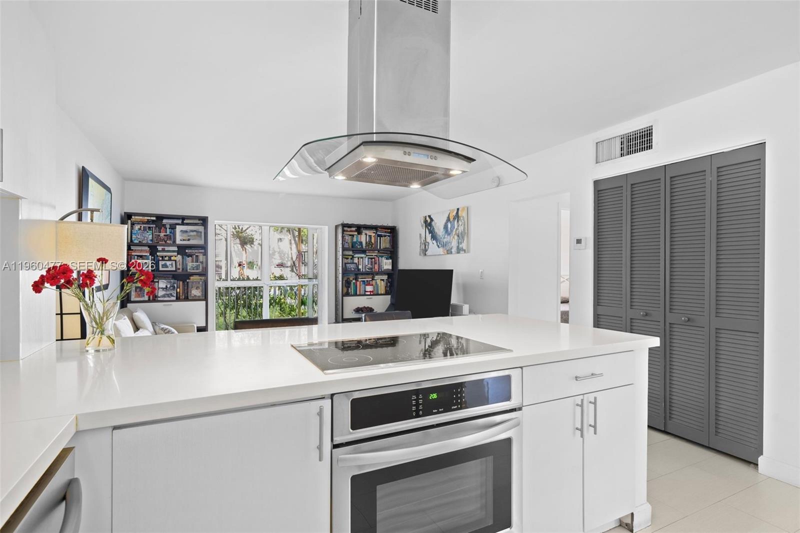 240 Galen Dr #109 Key Biscayne, FL 33149