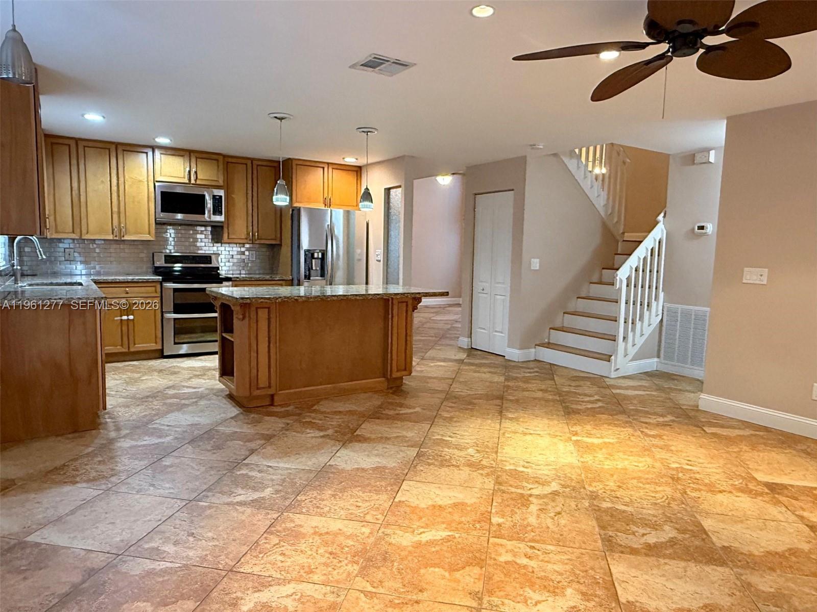 8152 Mystic Hbr Cir Boynton Beach, FL 33436