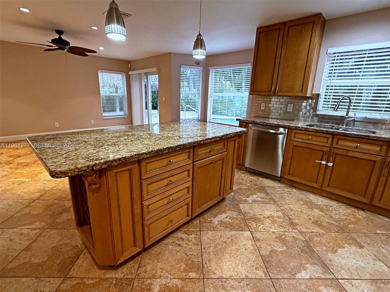 8152 Mystic Hbr Cir Boynton Beach, FL 33436