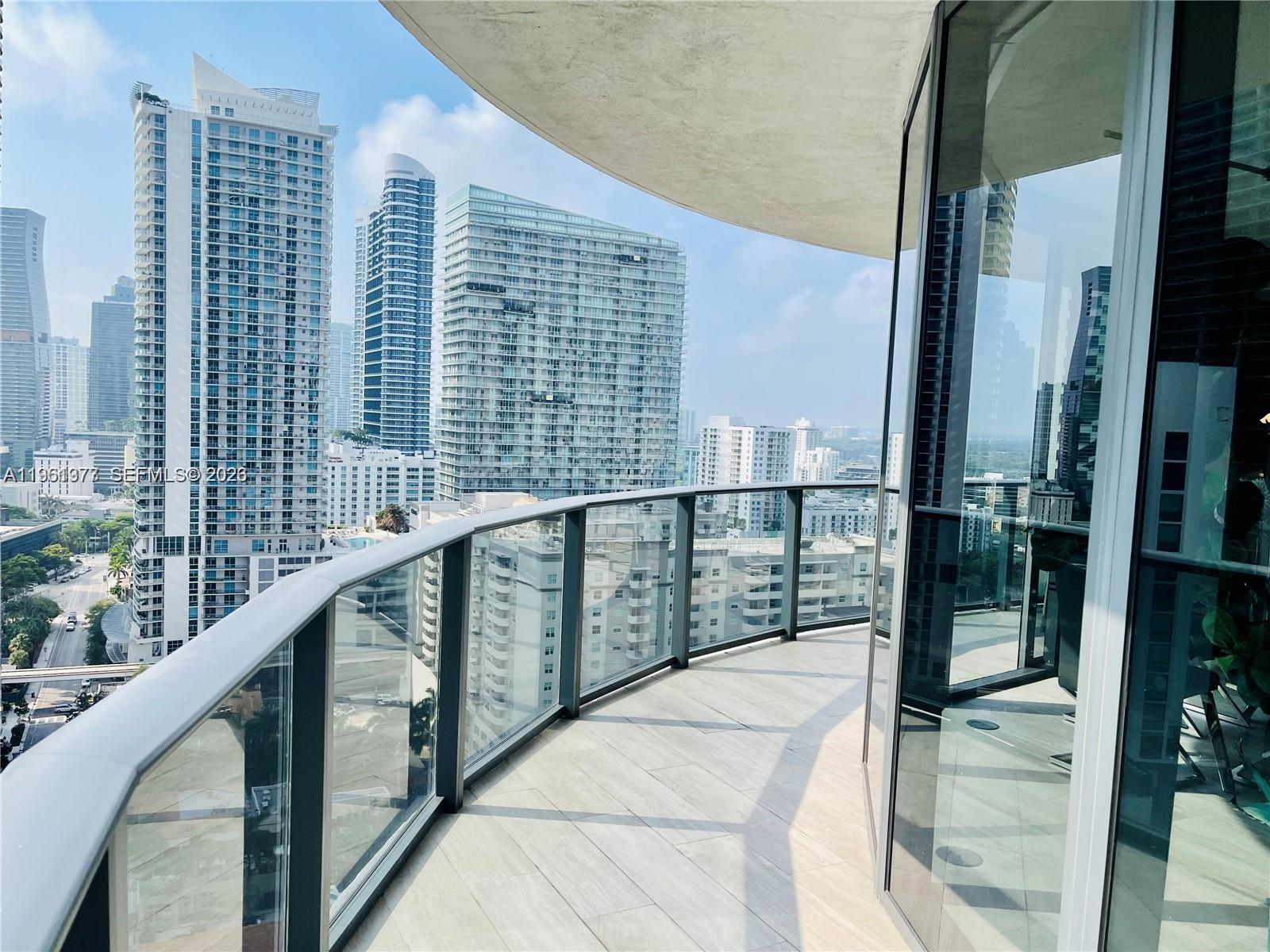 image Brickell Heights East18