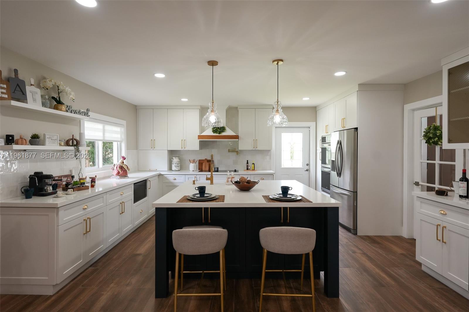 19450 SW 125th Ave Miami, FL 33177